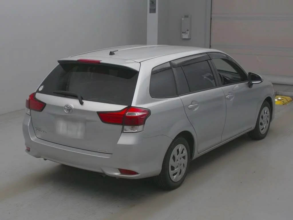 Toyota Corolla Fielder NRE161G 2021